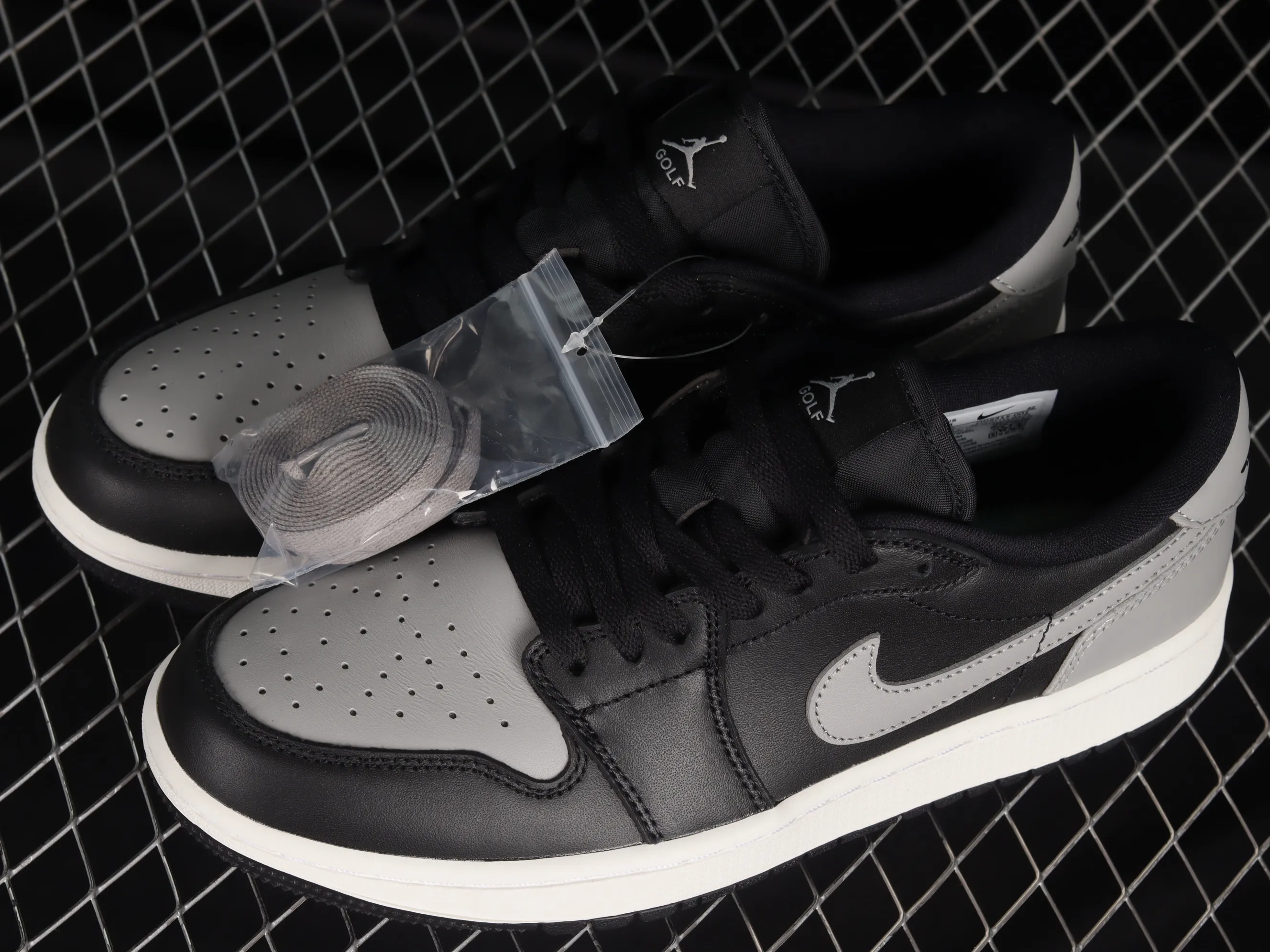 All categories Air Jordan Jordan series basketball shoes Air Jordan 1 Low G version pure original Air Jordan 1 Low Golf "Shadow" AJ1 Joe 1 new golf version black and gray shadow color DD9315-001